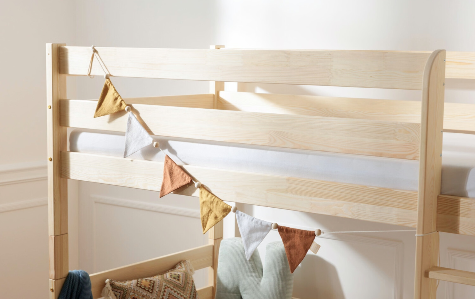 کلبه تخت نیشا